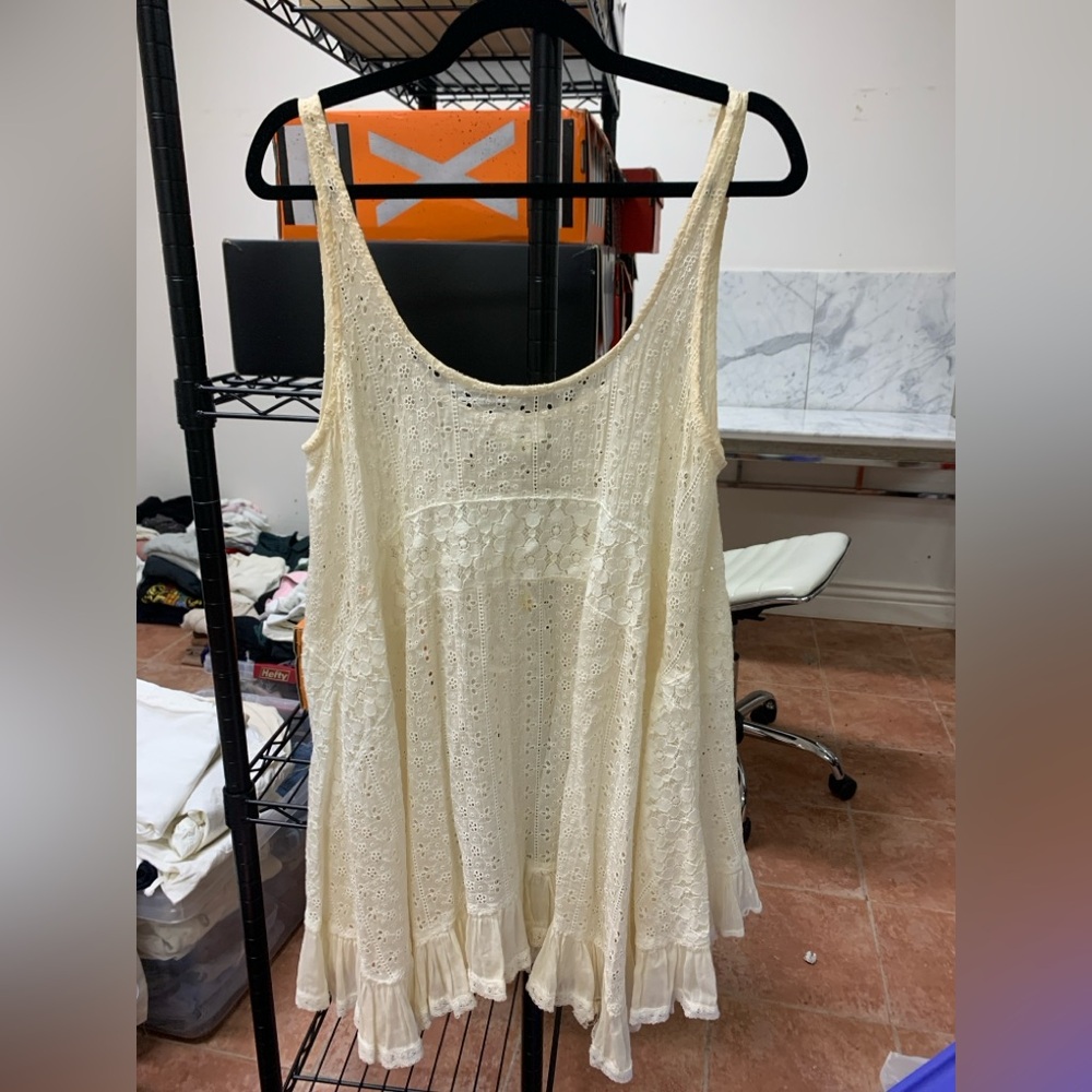 Sunday St. Tropez white Lace beach dress